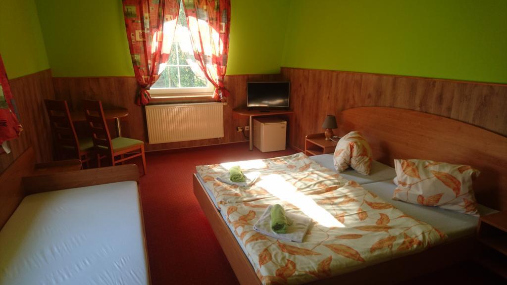Pension Rybarska Basta Jablonec nad Nisou Bagian luar foto